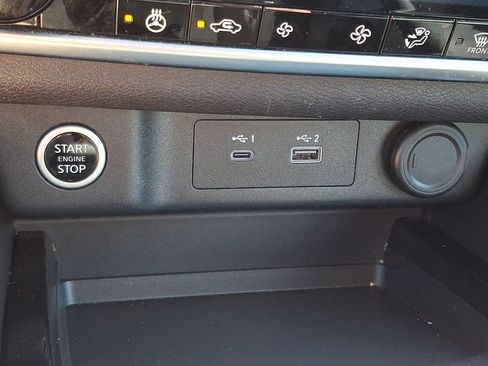 Certified 2023 Nissan Rogue SV w/ SV Premium B Package AWD/4WD image 25