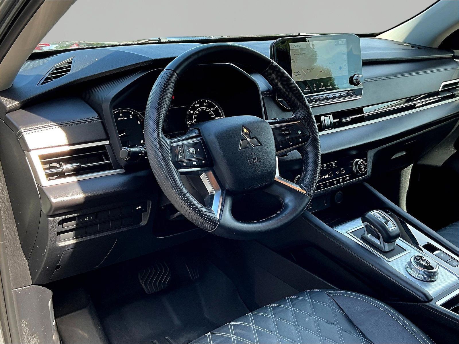 Used 2022 Mitsubishi Outlander SEL FWD image 17