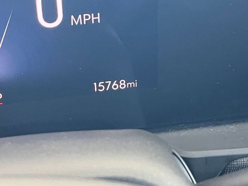 Used 2025 Buick Envista Sport Touring image 40