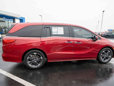 Used 2022 Honda Odyssey Elite image 6