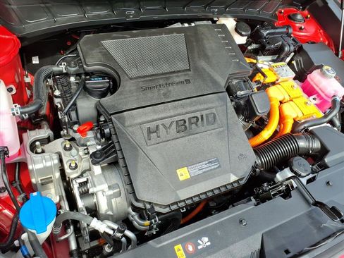 Used 2025 Kia Niro EX FWD image 13