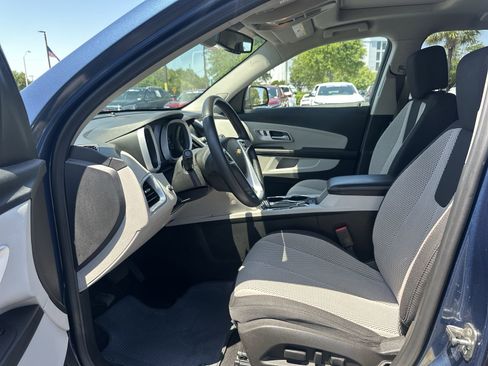 Certified 2017 Chevrolet Equinox LT w/ Convenience Package FWD image 16