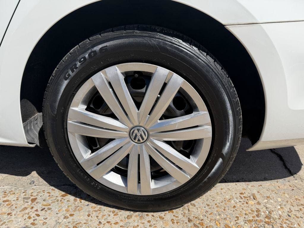 Used 2017 Volkswagen Jetta S FWD image 9