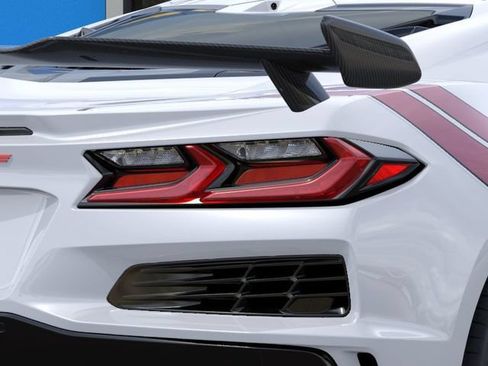New 2027 Chevrolet Corvette Grand Sport w/ Z52 Sport Performance Package RWD image 11