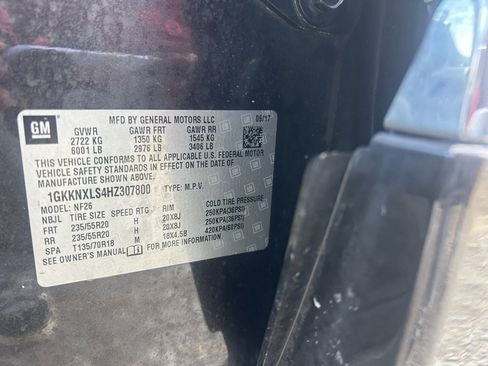 Used 2017 GMC Acadia Denali w/ Technology Package image 11