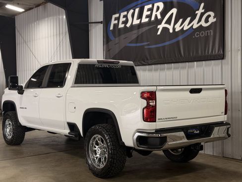 Used 2021 Chevrolet Silverado 2500 LT w/ All Star Edition AWD/4WD image 12