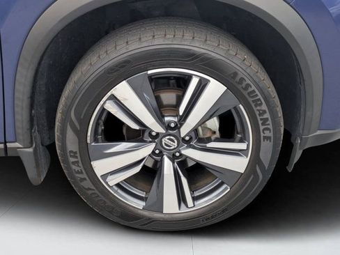 Used 2021 Nissan Rogue SL w/ Premium Package image 9