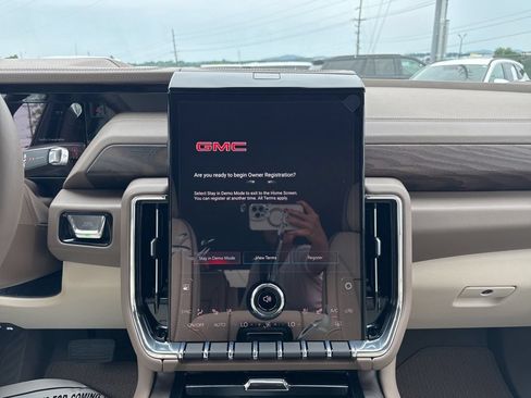 New 2026 GMC Yukon Denali AWD/4WD image 27