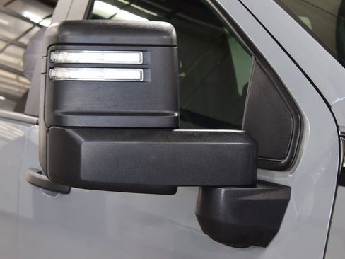 Used 2025 GMC Sierra 3500 Pro w/ Convenience Package image 12