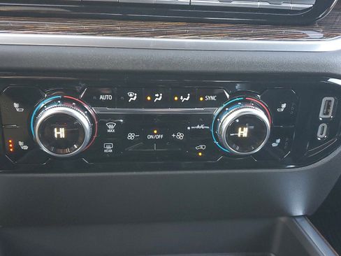 New 2025 GMC Sierra 1500 Elevation w/ Preferred Package image 31