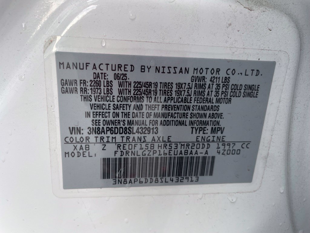 Certified 2025 Nissan Kicks SR w/ SR Premium Package AWD/4WD image 18