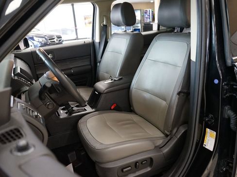 Used 2019 Ford Flex Limited w/ Equipment Group 303A image 2
