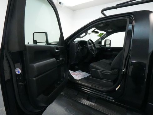 Used 2020 Chevrolet Silverado 2500 W/T w/ WT Convenience Package image 17