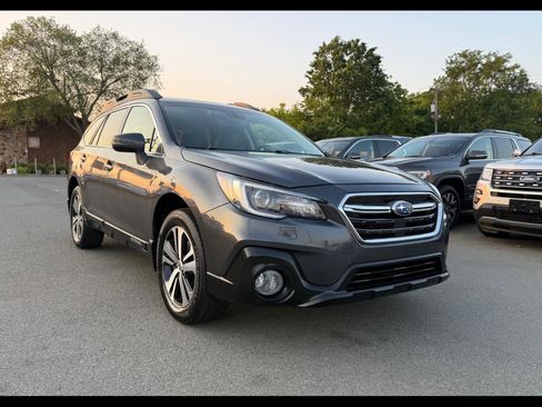 Used 2019 Subaru Outback 2.5i Limited w/ Popular Package #2 AWD/4WD image 1