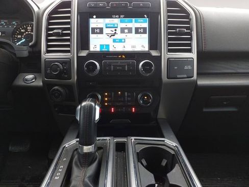 Used 2018 Ford F150 Platinum w/ Equipment Group 701A Luxury image 11