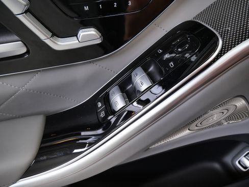 Used 2022 Mercedes-Benz S 580 4MATIC Sedan image 33