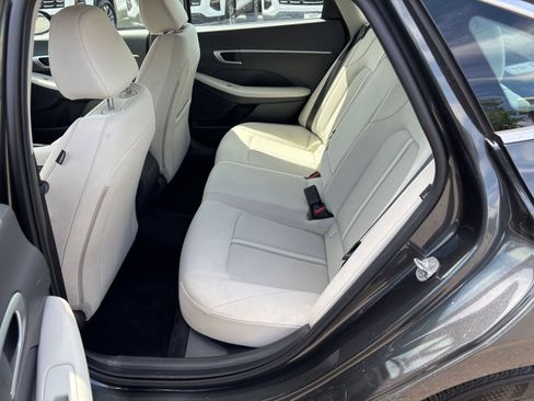 Used 2025 Hyundai Sonata SEL FWD image 25