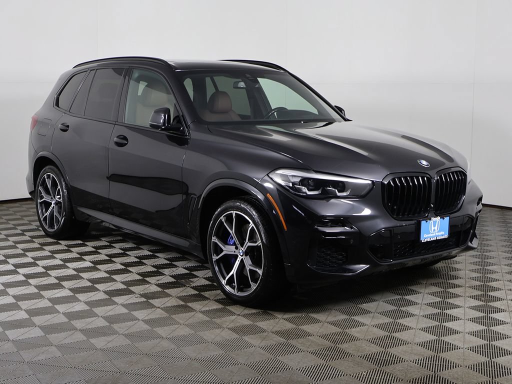 Used 2022 BMW X5 xDrive40i AWD/4WD image 2