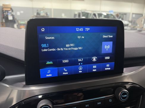 Used 2022 Ford Escape Titanium AWD/4WD image 17