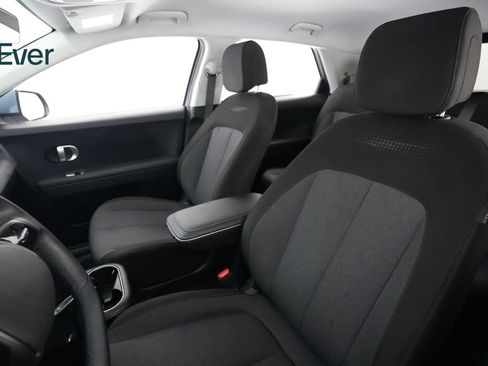 Used 2024 Hyundai Ioniq 5 SEL RWD image 4