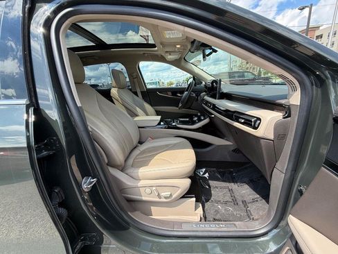 Used 2023 Lincoln Nautilus Reserve AWD/4WD image 13