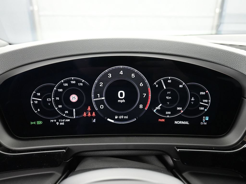 Certified 2026 Porsche Cayenne AWD/4WD image 19
