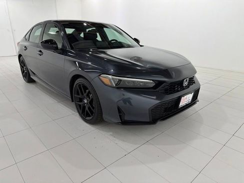 Used 2025 Honda Civic Sport image 7