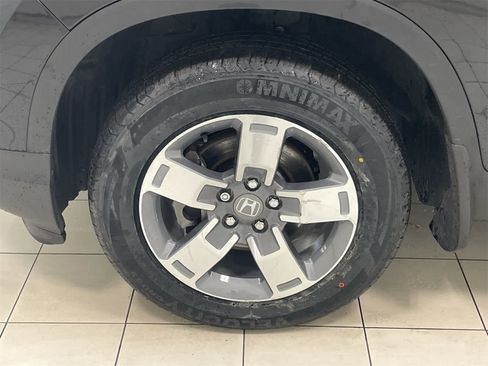 Used 2025 Honda Ridgeline RTL image 24