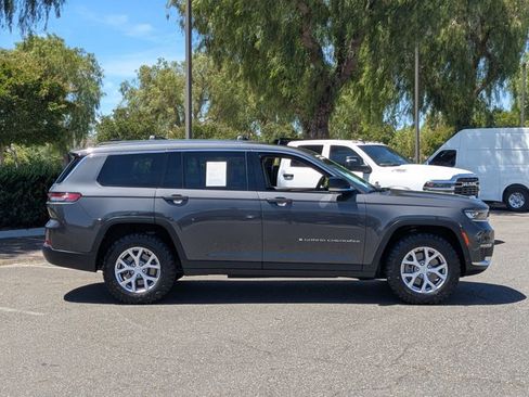 Used 2021 Jeep Grand Cherokee L Limited image 4