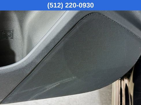 Certified 2025 Subaru Crosstrek 2.0i Premium image 22