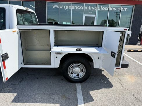 Used 2016 Ford F250 XL w/ Power Equipment Group RWD image 13
