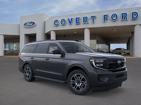 New 2026 Ford Expedition Active RWD image 7