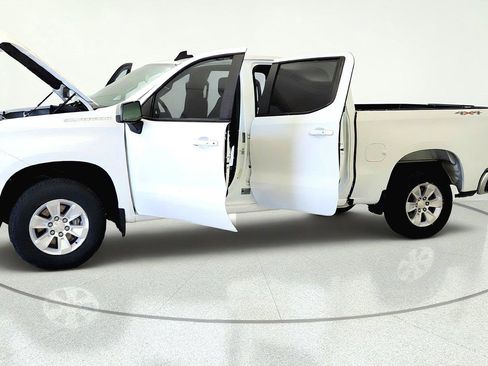 Used 2020 Chevrolet Silverado 1500 LT w/ All-Star Edition AWD/4WD image 9