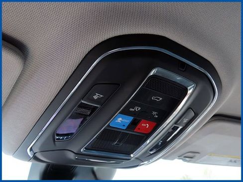 Used 2023 Jeep Grand Cherokee L Limited AWD/4WD image 15