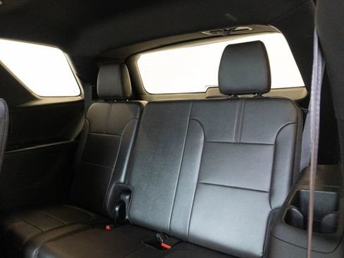 Used 2023 Chevrolet Traverse RS w/ LPO, Floor Liner Package AWD/4WD image 26