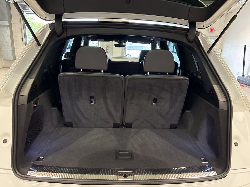 Used 2018 Audi Q7 3.0T Prestige AWD/4WD image 20