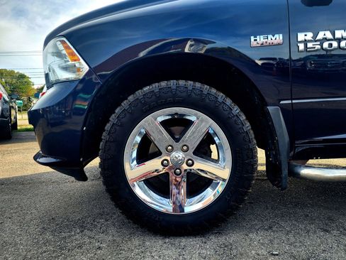 Used 2018 RAM 1500 Express w/ Express Value Package image 32