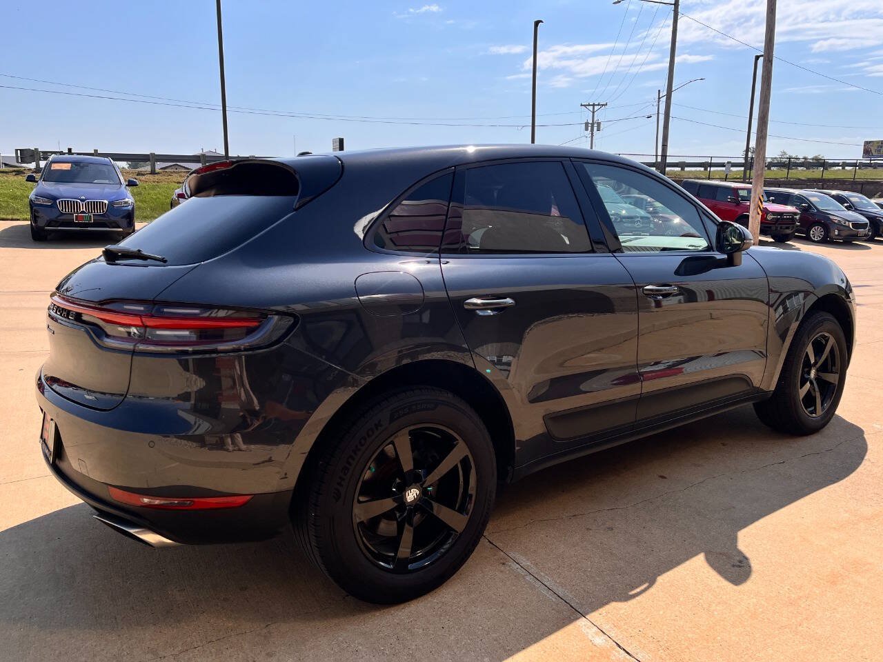 Used 2021 Porsche Macan AWD/4WD image 26