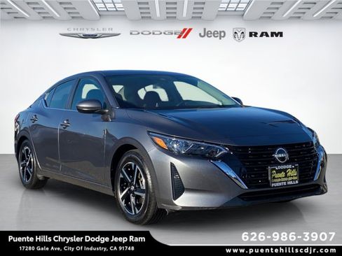 Used 2024 Nissan Sentra SV image 1