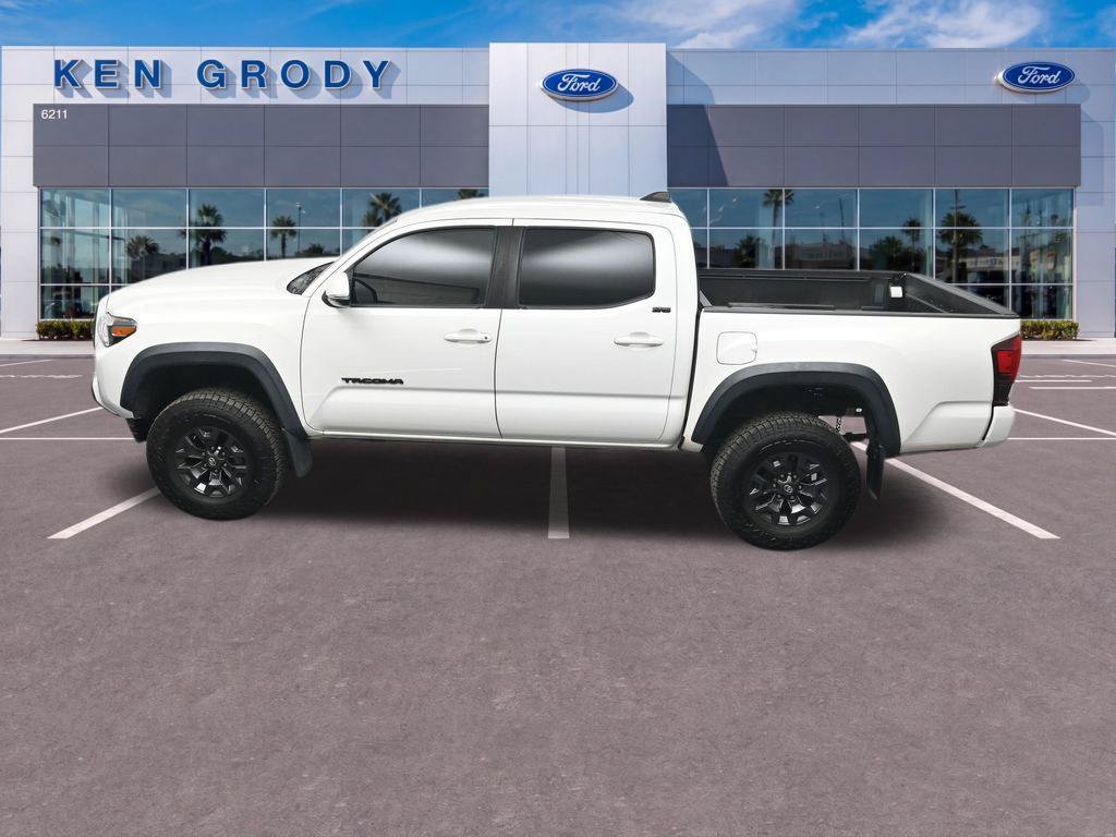 Used 2021 Toyota Tacoma SR5 w/ Trail Edition AWD/4WD image 16