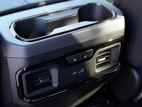 New 2026 GMC Sierra 2500 AT4 w/ AT4 Premium Plus Package image 32