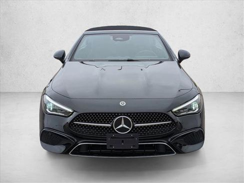 Used 2025 Mercedes-Benz CLE 300 4MATIC Cabriolet image 2