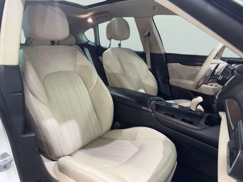 Used 2017 Maserati Levante S image 42