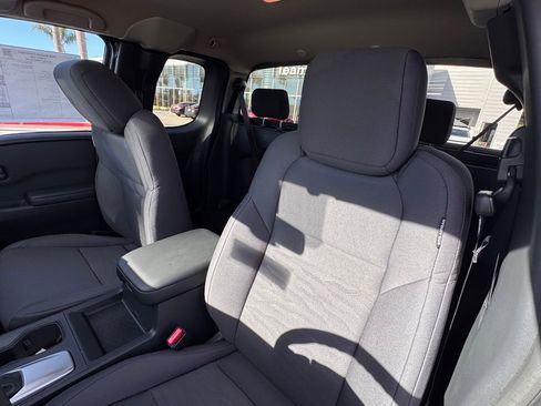 New 2026 Nissan Frontier S image 10
