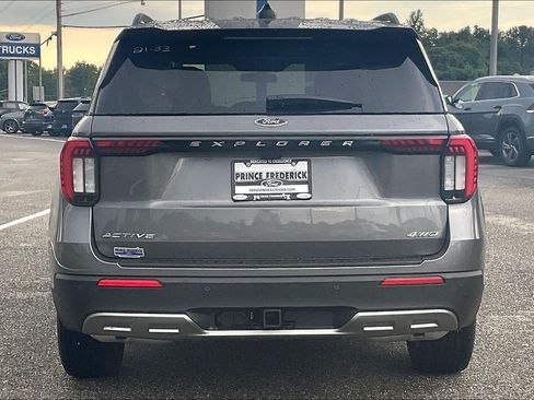 New 2026 Ford Explorer Active w/ Active Comfort Package AWD/4WD image 4