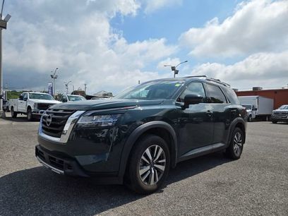 Used 2024 Nissan Pathfinder SL