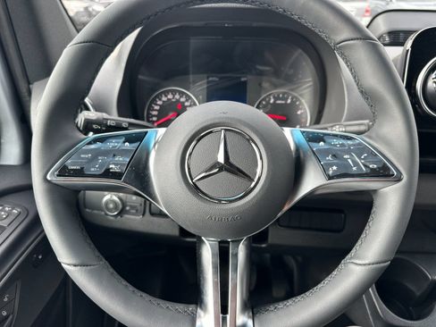 New 2025 Mercedes-Benz Sprinter 2500 image 24