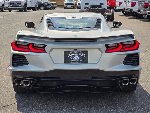 Used 2023 Chevrolet Corvette Stingray Preferred Cpe w/ Body-Color Dual Roof Package RWD image 24