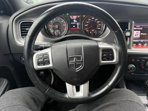 Used 2014 Dodge Charger R/T image 23