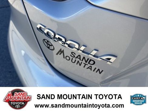 Used 2022 Toyota Corolla L image 9